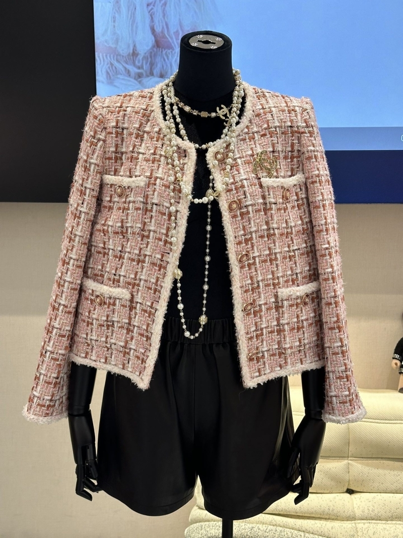 Ch*el coats